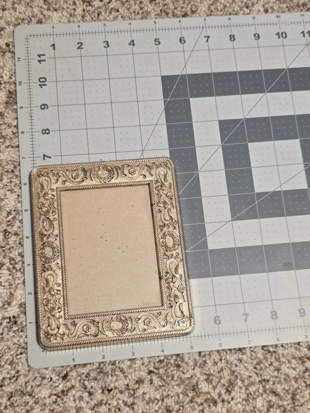 Vintage Heavy Duty Ornate Brass Metal Picture Frame 5x7 Scrollwork